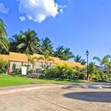 La Suena Brisa Beach Resort And Events Place Batangas Esterno foto