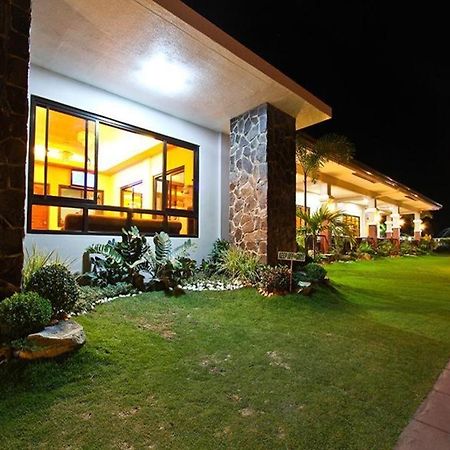 La Suena Brisa Beach Resort And Events Place Batangas Esterno foto